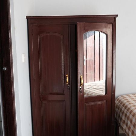 Rumah Marianne Sorong Exterior foto