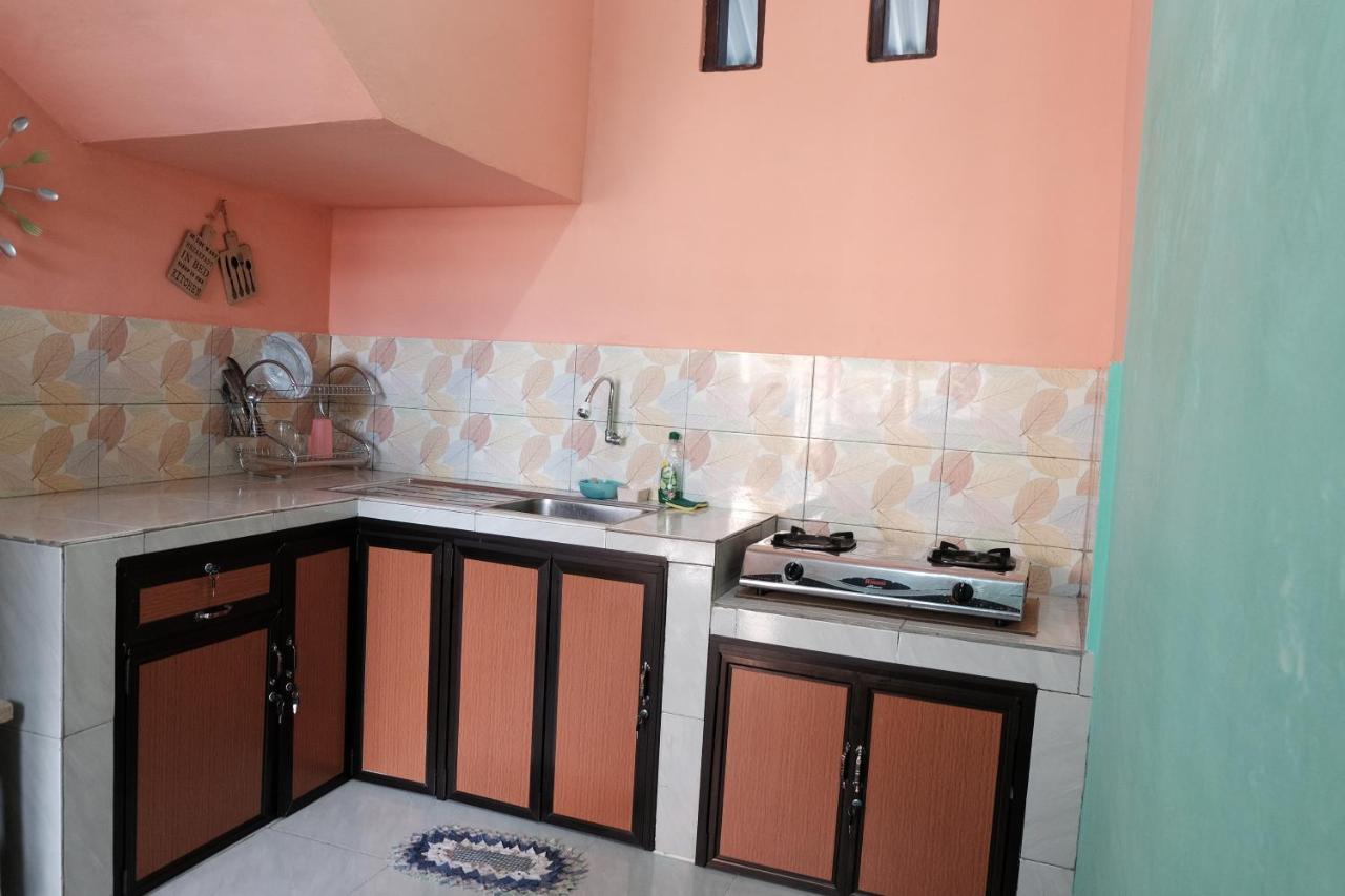Rumah Marianne Sorong Exterior foto