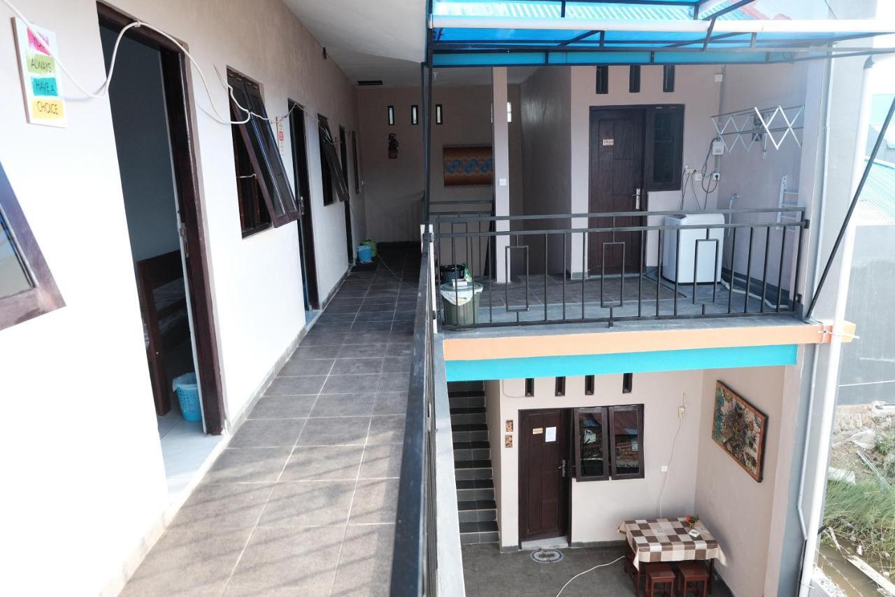 Rumah Marianne Sorong Exterior foto